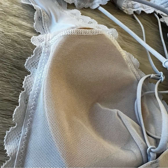 PINK by VICTORIA’S SECRET Bralette Bra S Pale Blue Strappy Lace Banded Halter - Picture 6 of 8